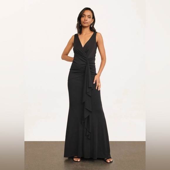 Donna Karan New York Social Occasion V-Neck Ruched Gown in Black Size 6 NWT $495